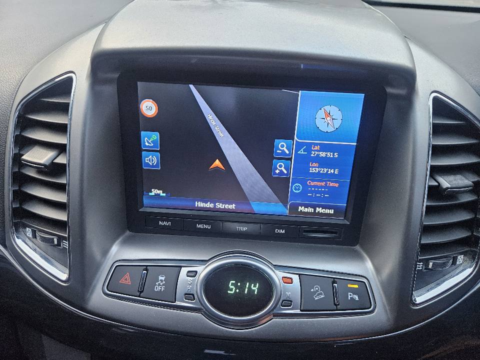 2013 Holden Captiva LTZ easy finance 12.jpg